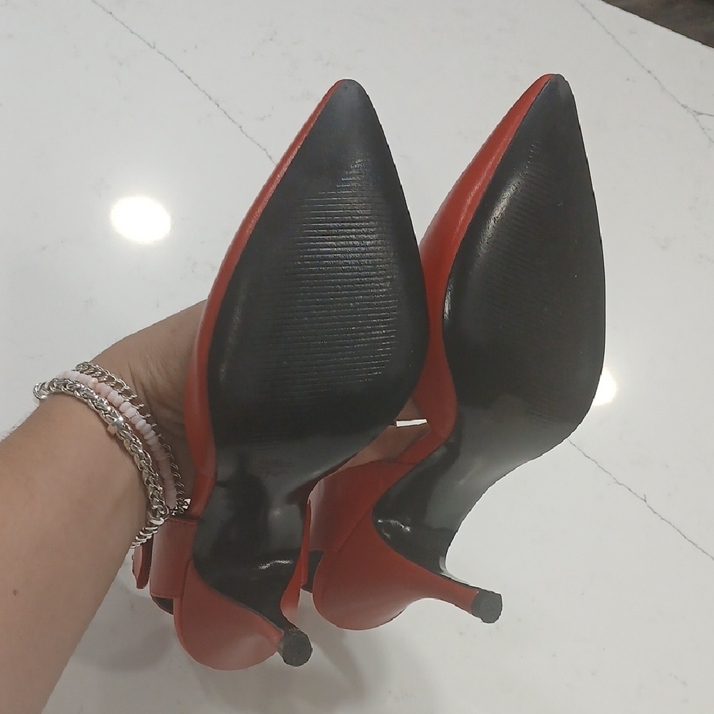 Steve Madden Red Ankle Strap Heels Sz8M Leather Upper Gentle Used - Picture 12 of 12